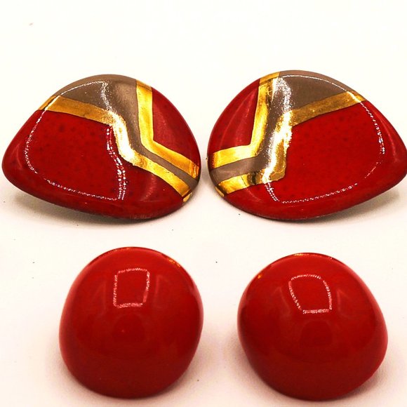 Vintage 2 Pair Chunky Red & Gold Porcelain Geometric and Dome Clip-on Earrings - Picture 1 of 10